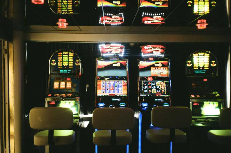 Best Strategies for Playing at 24 Pokies